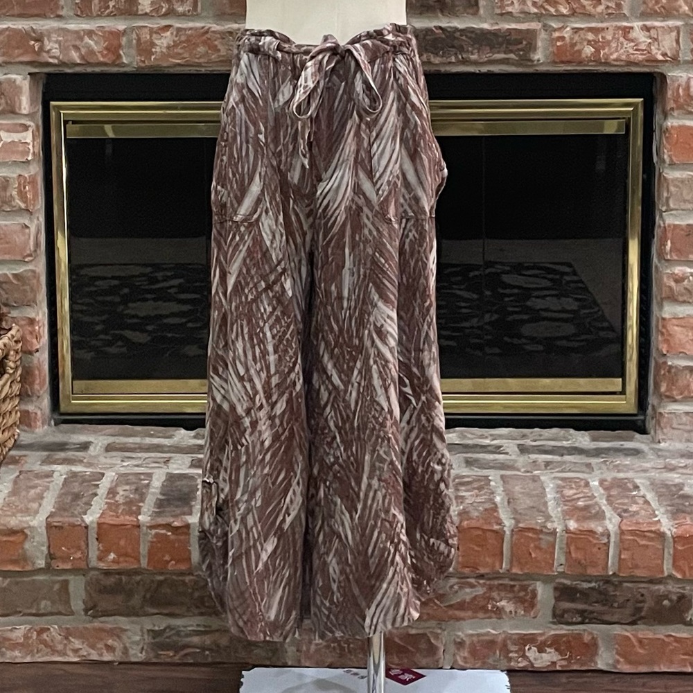 Democracy Wide Leg Pants in Brown & Cream Abstract Print